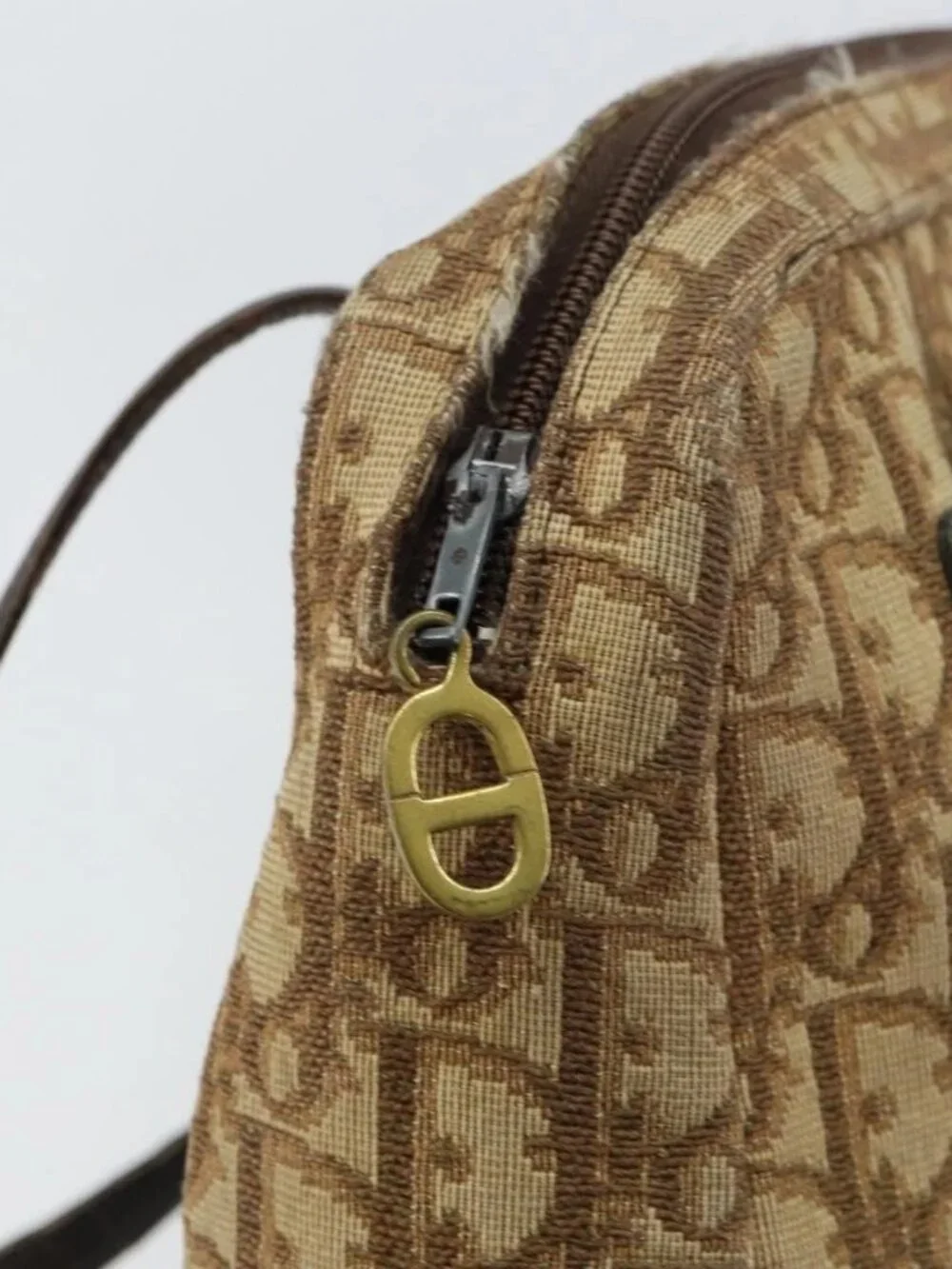 Christian Dior Trotter Canvas Hand Bag Beige Gold Auth 157140 - Picture 11 of 16